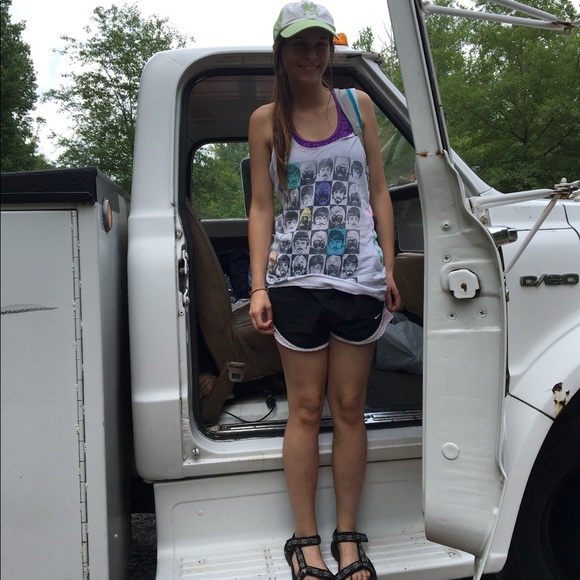 Meet your Posher, Hayden - Picture 6 of 8